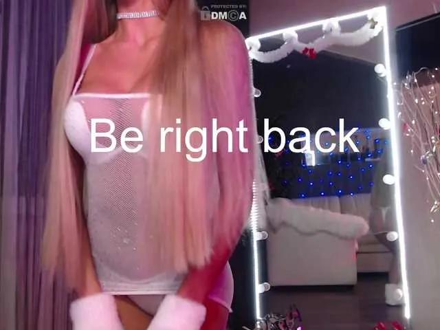 AngelaLovely's avatar