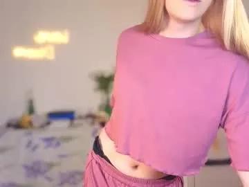 _yourfoxy_ —  Get under your skirt   #lovense #trans #bigass #anal #18 [250 tokens remaining]