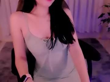 a_yinn — GOAL: Sexy Dance [295 tokens remaining] Welcome to my room! #new #asian #tease #petite #socks #feet #play #private