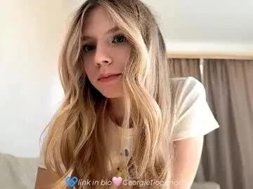 chloe_show — I'm Chloe ^^   | Goal: Sexy Robe On Me :) [1555 tokens left] #new #shy #petite #teen #18