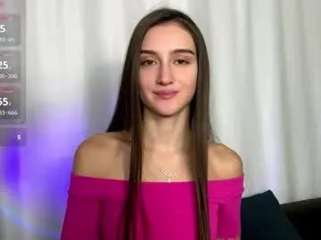 cloudbae — Hello my name is Kelly! Glad to see you! #teen #New #Cute # Shy. Goal:lets tease my ass [63 tokens remaining]