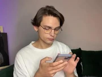 danieltuckerr — welcome            #new #gay #young #femboy #twink [110 tokens remaining]