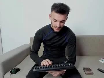 dominicvalente — CUM SHOW ! #bigcock #muscle  #feet #party  #twink   [1977 tokens remaining]