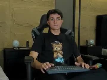 ethanlowell — Let's get to know each other...Getting hot & I want fun! #latino #master #lovense #cashmaster #muscle