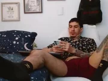iandoherty — GOAL: Full naked [299 tokens remaining]  #feet #socks #hugecock #bulge #latino
