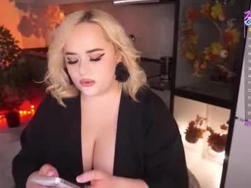 irena_barr18 — Your chill zone  #bbw  #curvy  #bigboobs  #submissive  #bdsm [3033 tokens remaining]
