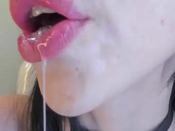 katty_mouth — Make me spit that cock, I'm ready to play   - Multi-Goal :  Spit my pussy #smoke #spit #saliva #ahegao #deepthroat