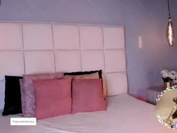 saramonroe1 — Current Goal: all naked show at 111 tokens -- Next Goal: oil shower on my boobs -- Come here, make me crazy #ebony #squirt #anal #latina #bigass