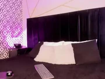 verza_h23 — I can be your trusted maid   #curvy #latina #twerk #c2c