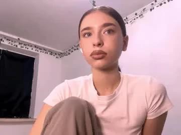 viviennebreihan — Goal: Stand up/show outfit / Hey) My name Lili and im #new here and i #skinny #ass #smalltits #18 [21 tokens remaining]