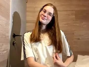 walterstachowicz — Goal: Spin around, show my outfit Hey guys! My personal snap for  333;) I'm #new here #18 #cute #teen #young [30 tokens remaining]