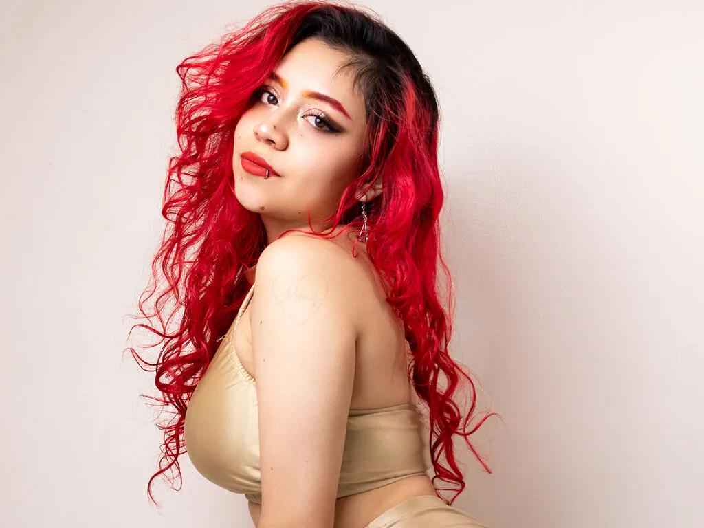 AliceDagger — I like reading, running, going out for a drink on special occasions. I am just a normal girl who likes live new experiences ... would you like?