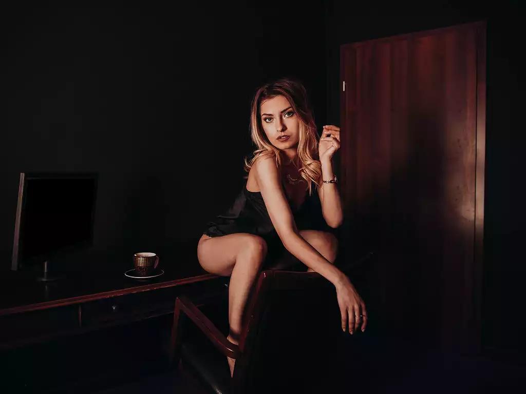 AlmaShannon — I like quality time, riding my bike and taking in the fresh air. or painting. And of course, shopping.