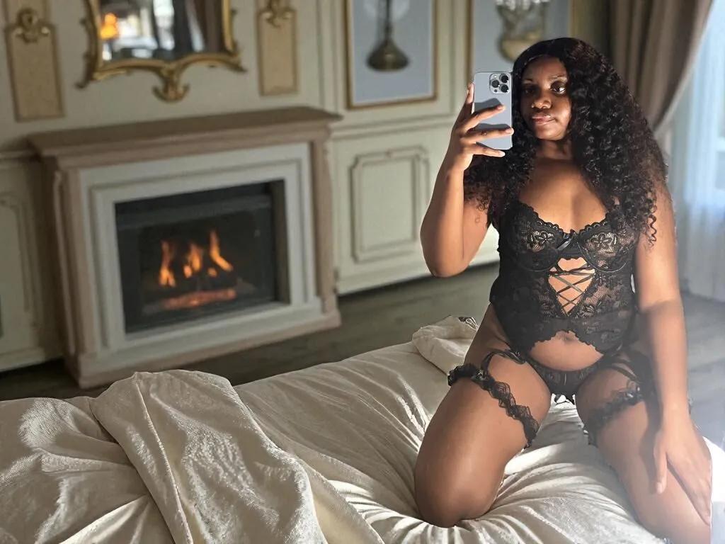 AyeshaBrown — My favorite food is pasta, my favorite color is orange, and I love being taken care of. 