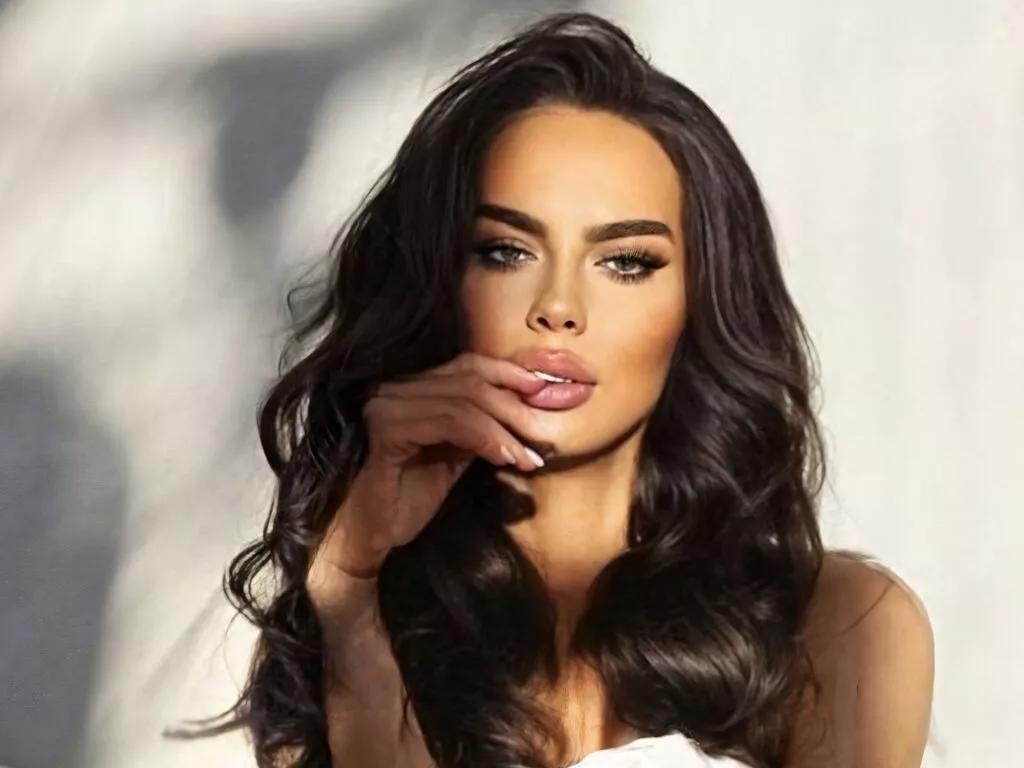 InesMoore — My heart skips a beat when I feel a connection with someone---whether it's a shared moment, a deep conversation, or even just a spark of joy. These are the little miracles that bring me happiness and keep me going