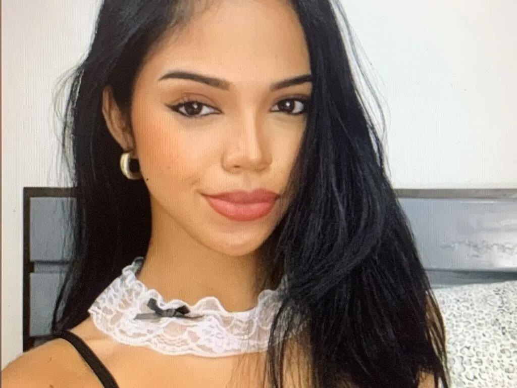 JasmineStones — I like dogs, walking, gym, healthy foods, make-ups, dress, heels, luxury stay/hotels, I love travelling.