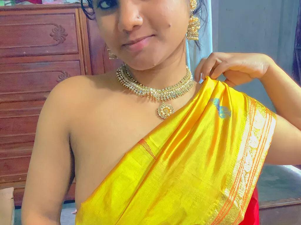 Sejuti — Teasing and Flirting Roleplay Domination and Submission Cosplay  Voyeur/Exhibitionism Seduction and Striptease Fantasy Fulfillment -- Sensual Massages Interactive Shows Leather and Fetish Play Girlfriend Experience Body Worship Vaping and Relaxing