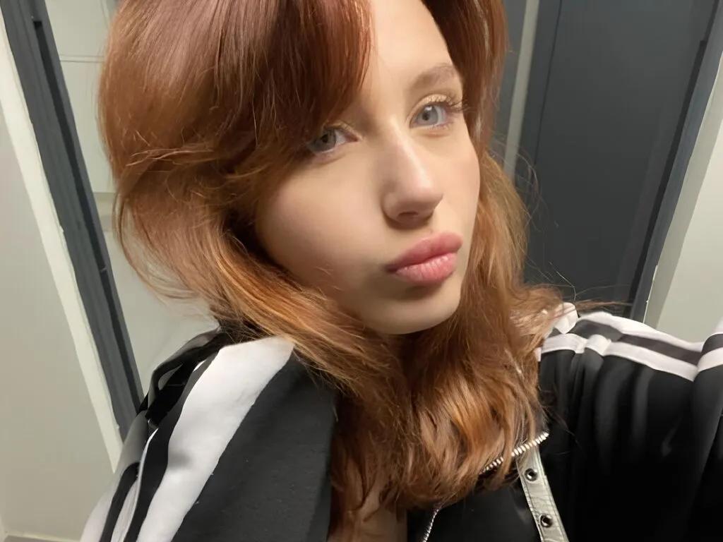 TheresaDeann — Kind people, sweet compliments, good vibes, music, laughter, and a bit of playful flirting.