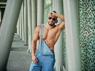 aronbulgarelli019's avatar