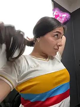 Alyha_Cortes — Freechat on StripChat