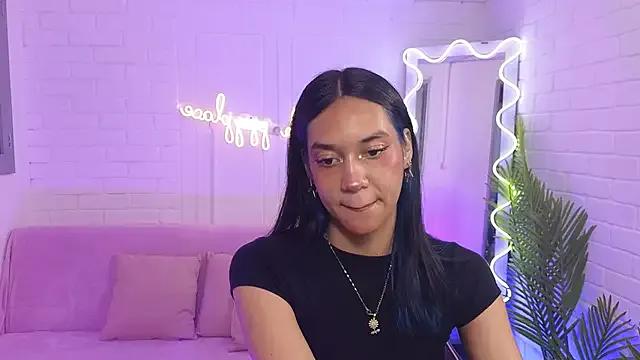 artemiss_tay — MAKE ME WET AND HOT