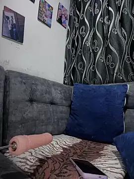 Bonnie_willliams19 — Big squirt and 2 min