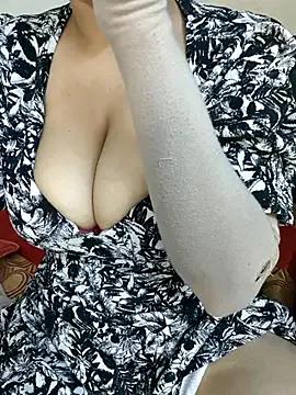 DesiDreams — full nude in public