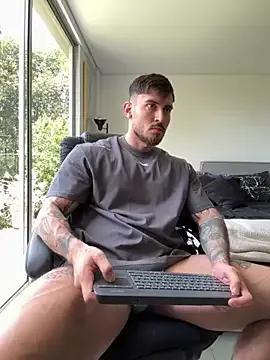 DimitriSullivan_ — shirt out