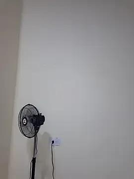 franchezkavegaaa — Rub your finger on your ass and smell it