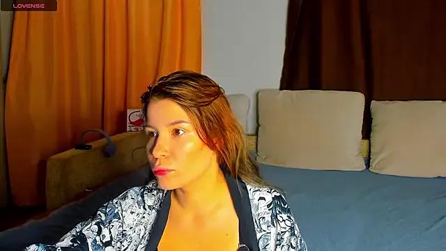 Leila_purr18's avatar