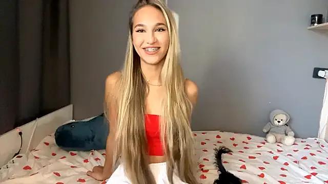 LeilaBilberry — Take off my bra