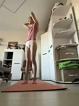 MollyStory — Masturbate in toilet