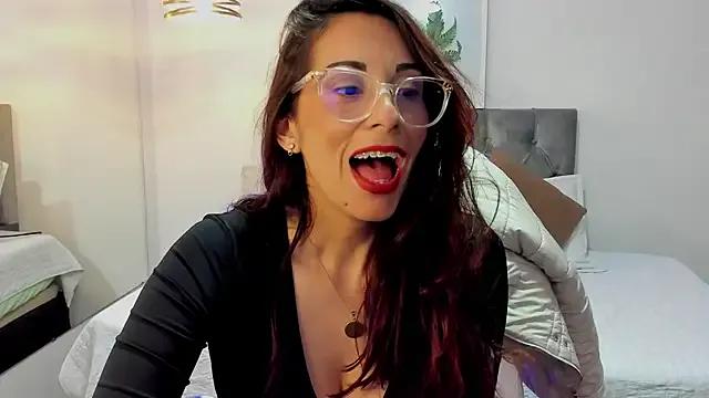 Nami_sunny — SPIT MY PUSSY + RUB CLIT