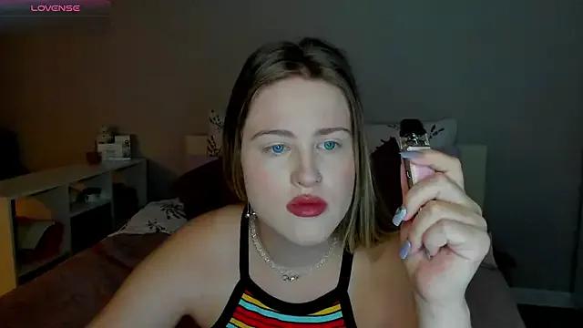 Sassy_Talkin_ — handbra teasing