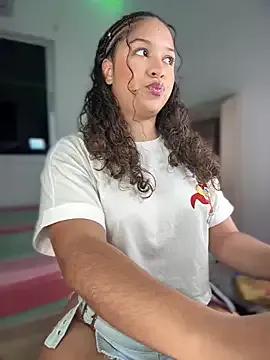 StripChat Shara_dreams is Freechat Shara_dreams — finger in my pussy +closep my ass