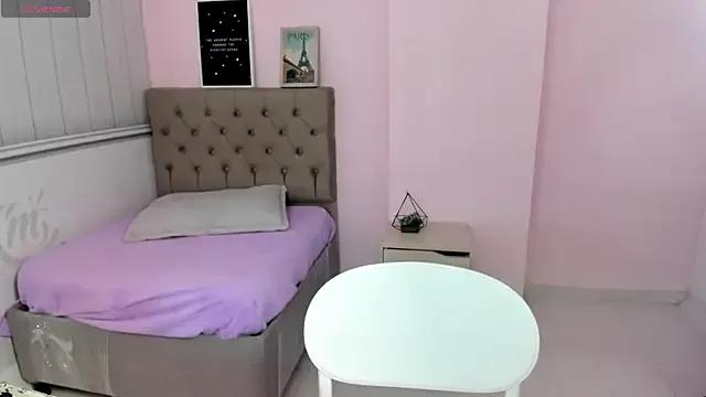 Tania_Duque — Freechat on StripChat