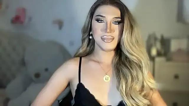 Ts_glamxxxx — SERVE UR GODDESS? BUZZ ME CUM@GOAL