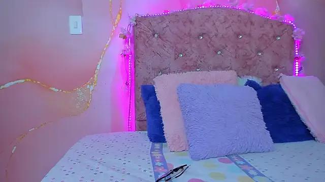 violet_taylor_ — SHOW WITH DORSO