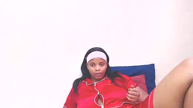 Xoli_11 — Private on StripChat