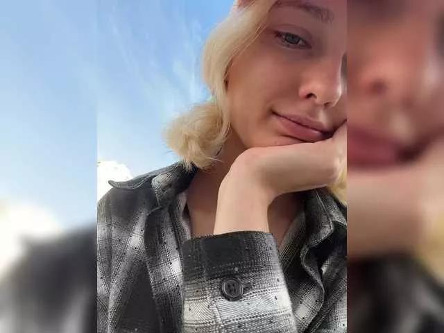 Offline -Angelina1- on BongaCams