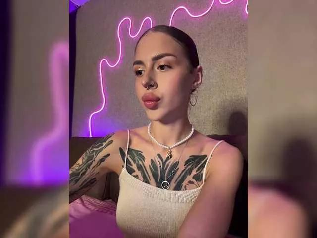 Offline -Aperol- on BongaCams