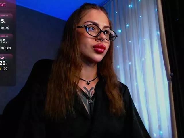 Offline -Aperol- on BongaCams