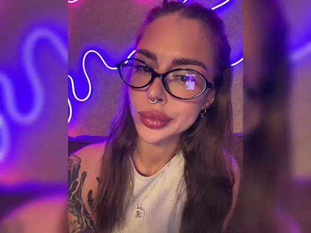 Offline -Aperol- on BongaCams
