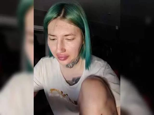 Offline a-squirter on BongaCams