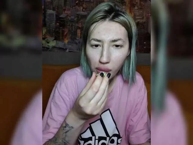 Offline a-squirter on BongaCams