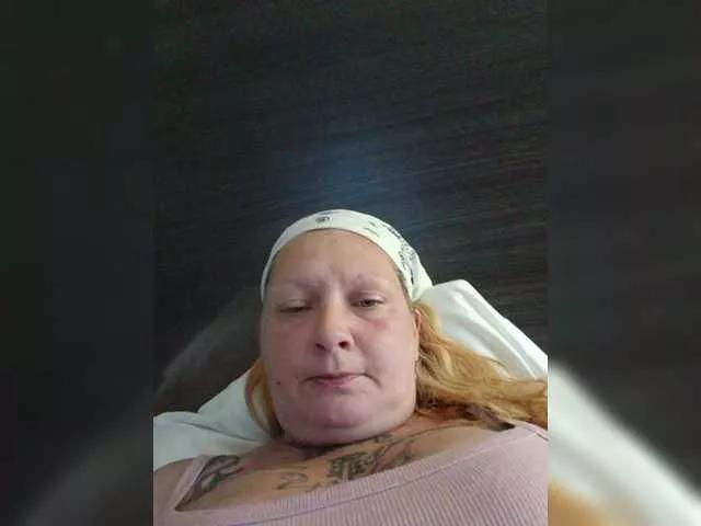 Offline Adelaideskyy on BongaCams