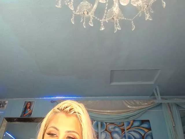 Freechat adrianna_fox on BongaCams