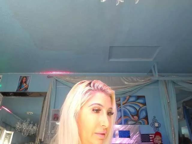 Freechat adrianna_fox on BongaCams