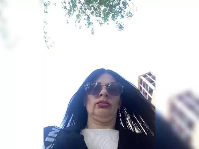Offline Afinakaroli83 on BongaCams