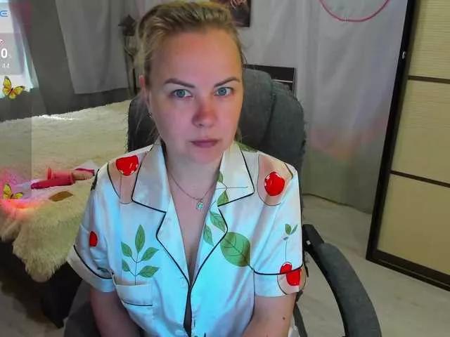 Offline alice-sex-intellect on BongaCams